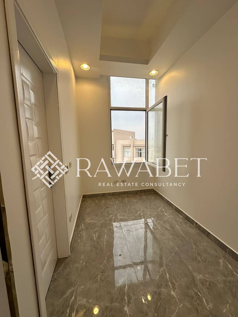 4 ae35f2ea-8b0a-4877-8554-923218519026. jpeg