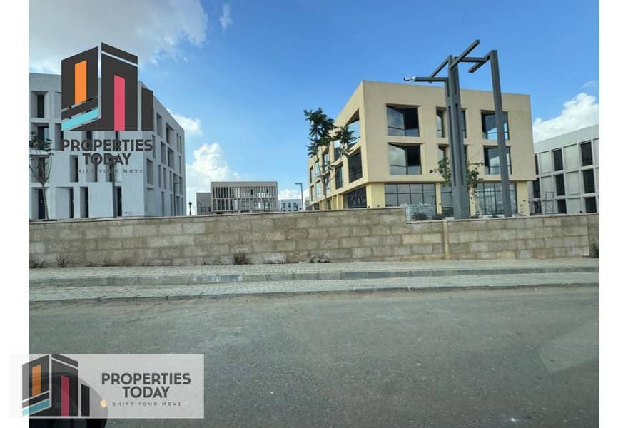 5 f92205a3-bf69-4eda-9a7a-8e80c3eb7d70. jpg