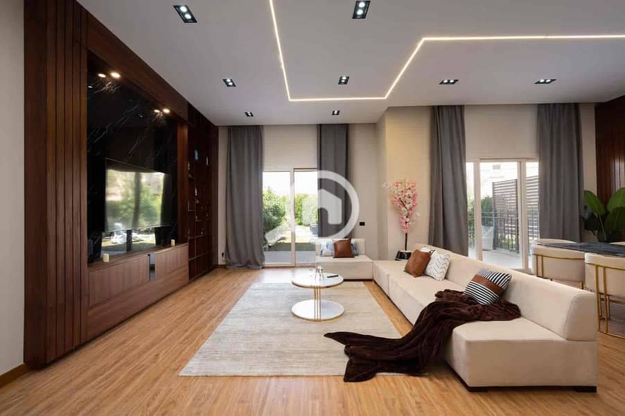 5 5be1d754-3bb0-4cbe-8352-3bb1a8753951. jpg