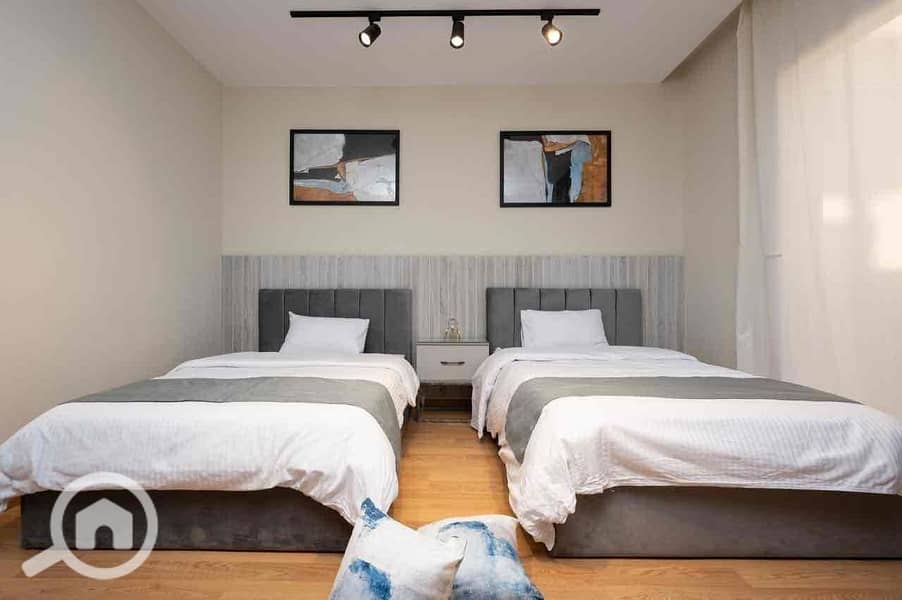 23 225f7213-31e8-49a2-b160-3b705b39b3c9. jpg