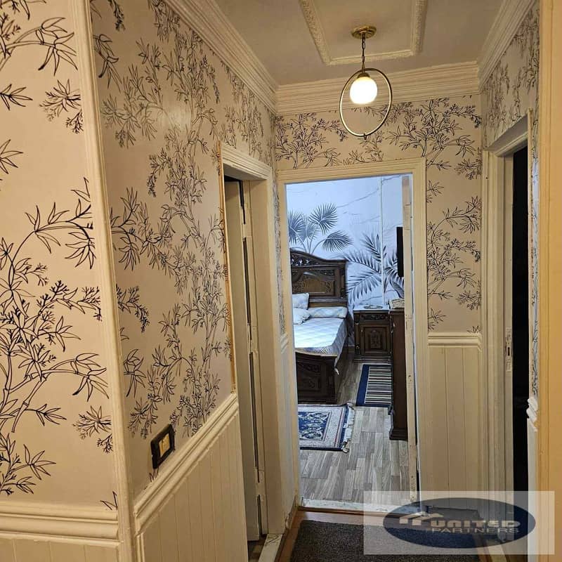 5 6b831a03-9d8c-4d6b-b817-f65556789428. jpeg