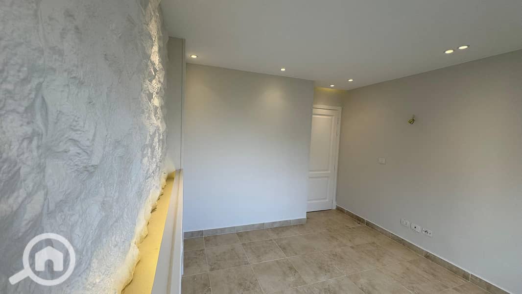 10 575164464_1981482229363432_475732786661731144_n. jpg