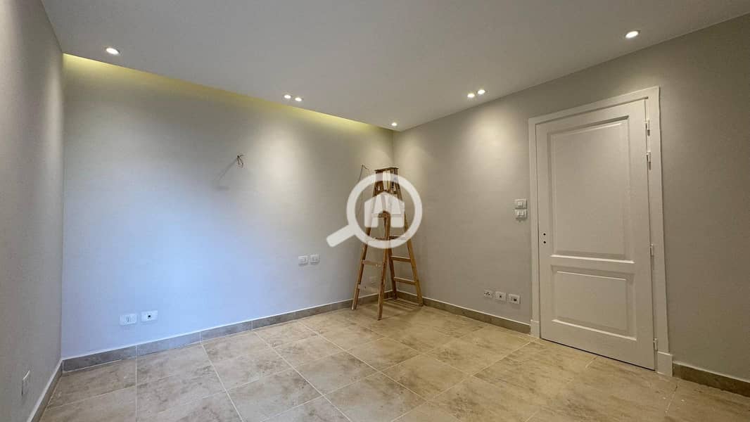 17 574264416_1981482322696756_430821521252836050_n. jpg