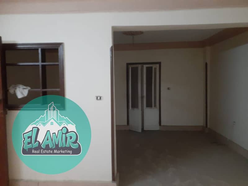 10 4b18b426-44c4-429b-9644-3561744091b5. jpg