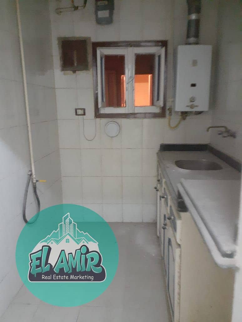 11 5dfe4889-9e28-4fbc-8fbb-f13a19ae96fe. jpg