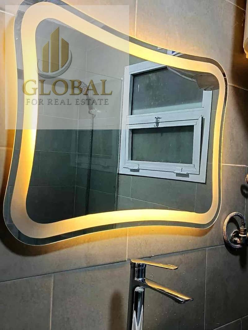 12 2fa81b99-4478-4cb8-96bf-51c972e220d6. jpg