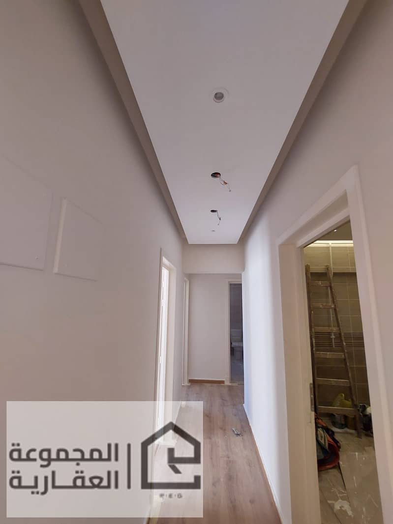 8 b9173e45-2933-4665-99e1-6e8772223c9a. jpg