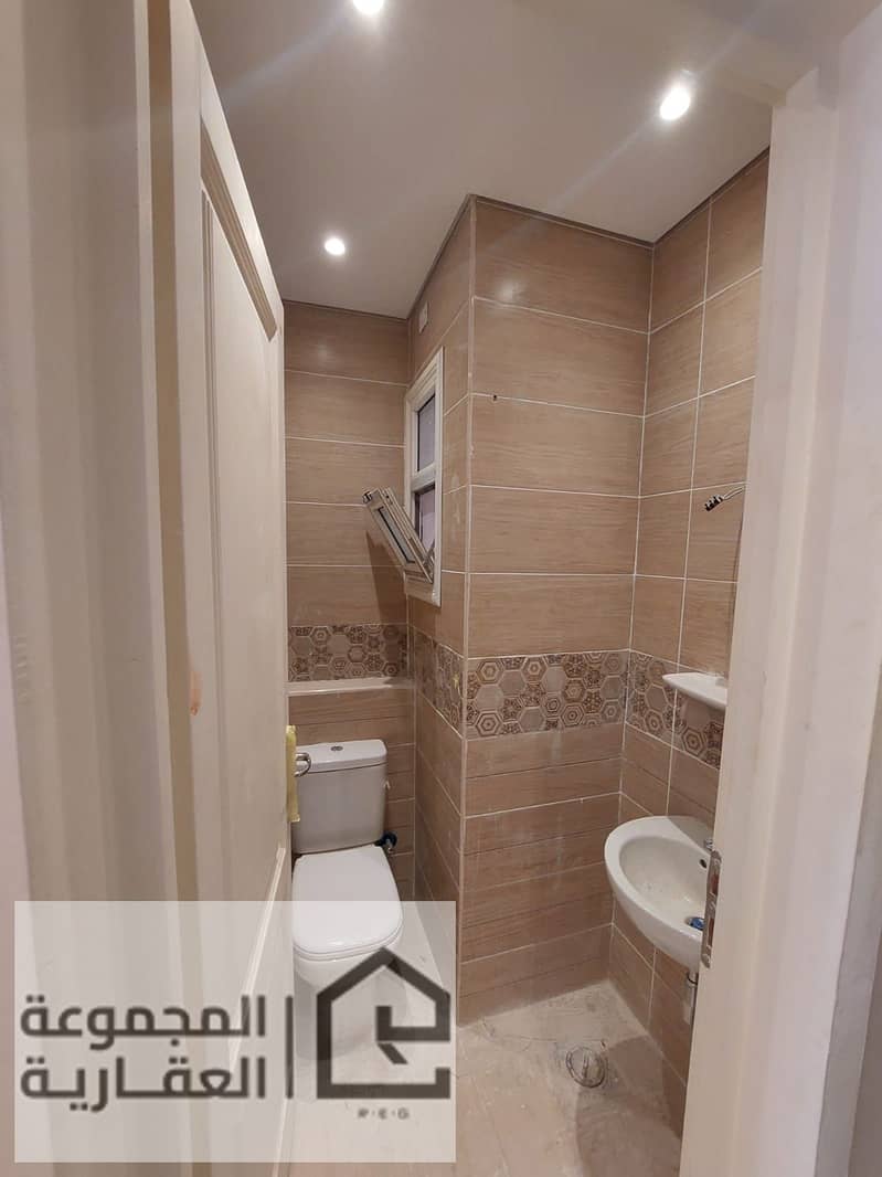 10 9d7b7388-bdb0-4cd5-a287-ac3b6766d660. jpg