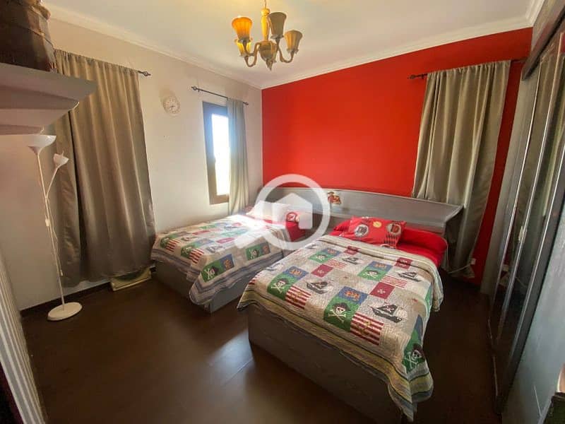 7 7484ae8a-97bd-44de-9cd8-20f695c1c910. jpg