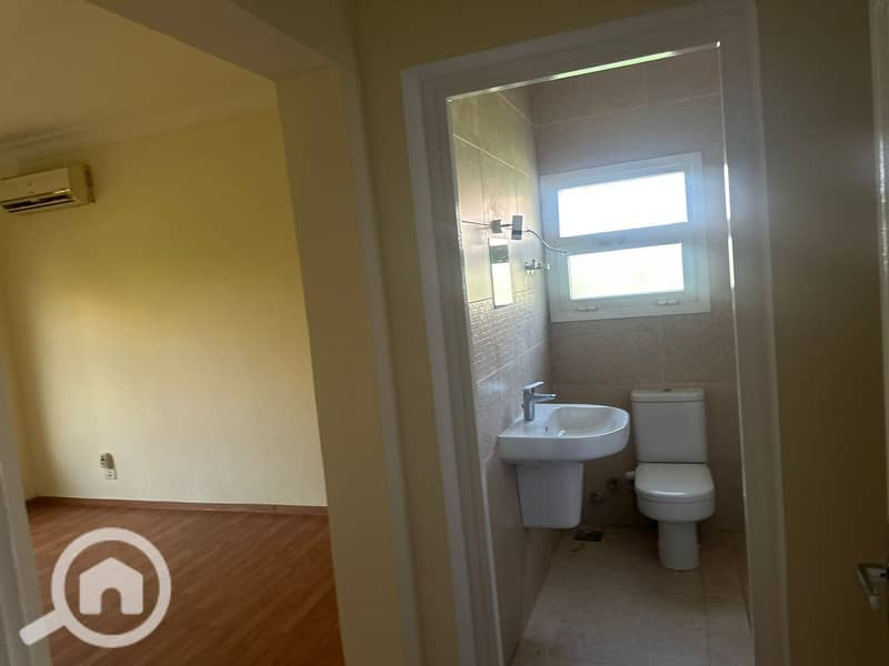 12 WhatsApp Image 2025-11-03 at 8.48. 06 PM (1). jpeg