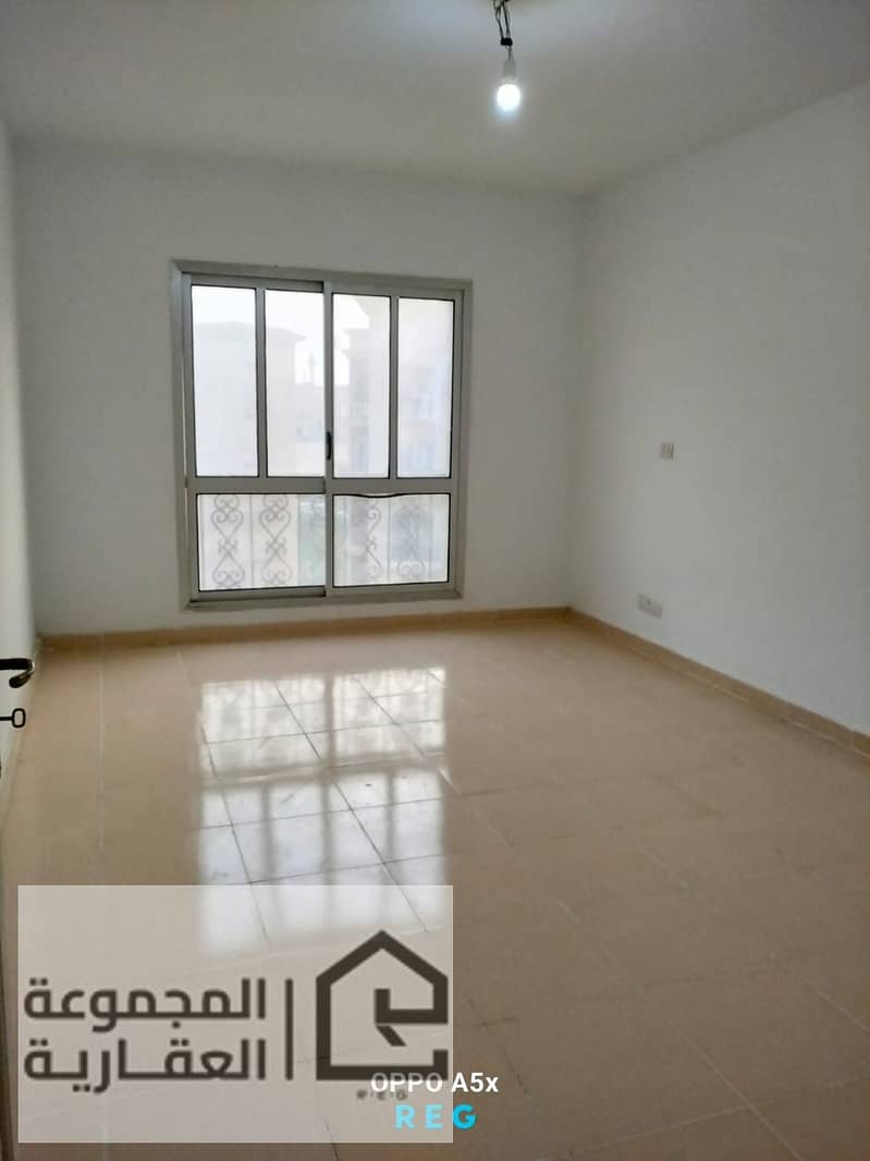 2 e2327bbe-edb0-443a-a5a5-0965db3bac7b. jpg