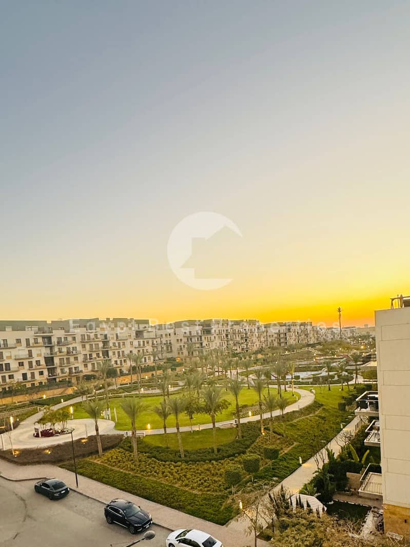 5 c497974c-4754-477b-95d3-48f1afe59a3f. jpg