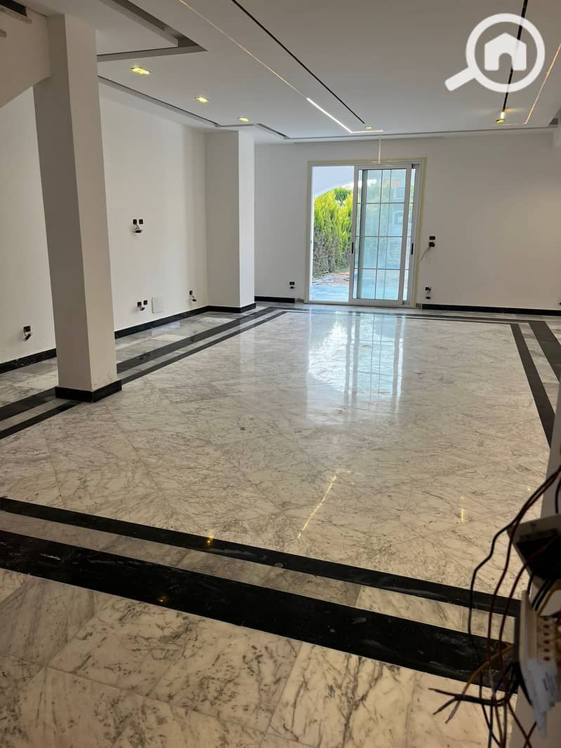 2 3e758f32-36b2-46cb-aab5-94d1f7c970a8. jpeg