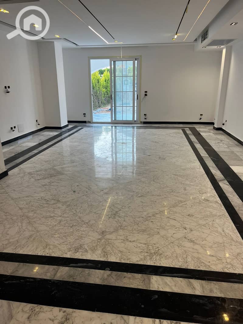 3 477963e8-c315-4c17-98a5-1448691b0f58. jpeg