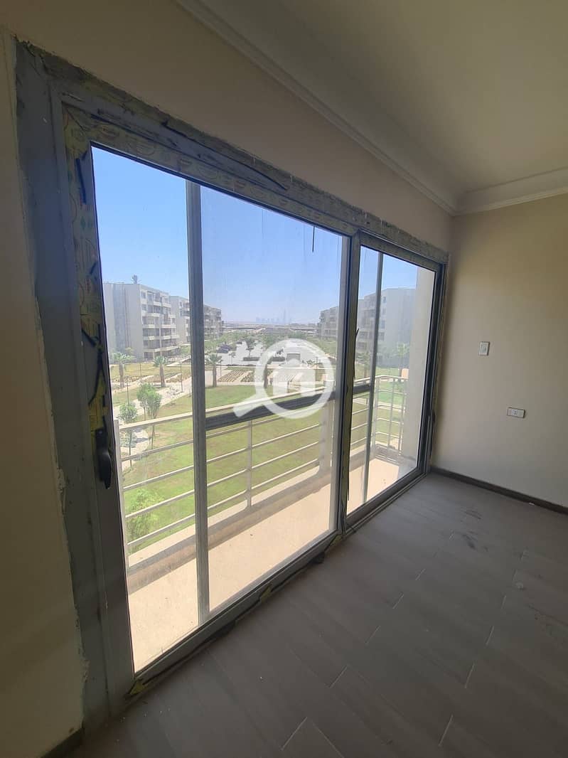 2 61d1e25e-7776-4c99-930f-230845893518. jpeg