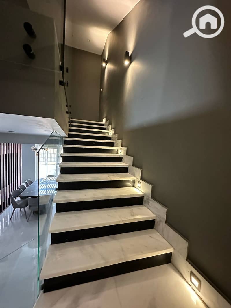 9 ec6cd5d1-9ca4-446a-8c73-96be03864ad5. jpeg