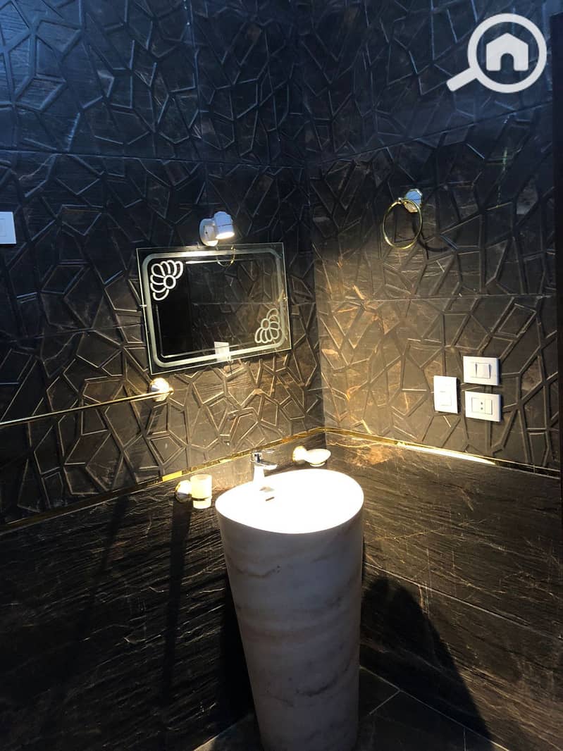 11 WhatsApp Image 2025-11-05 at 18.30. 35. jpeg