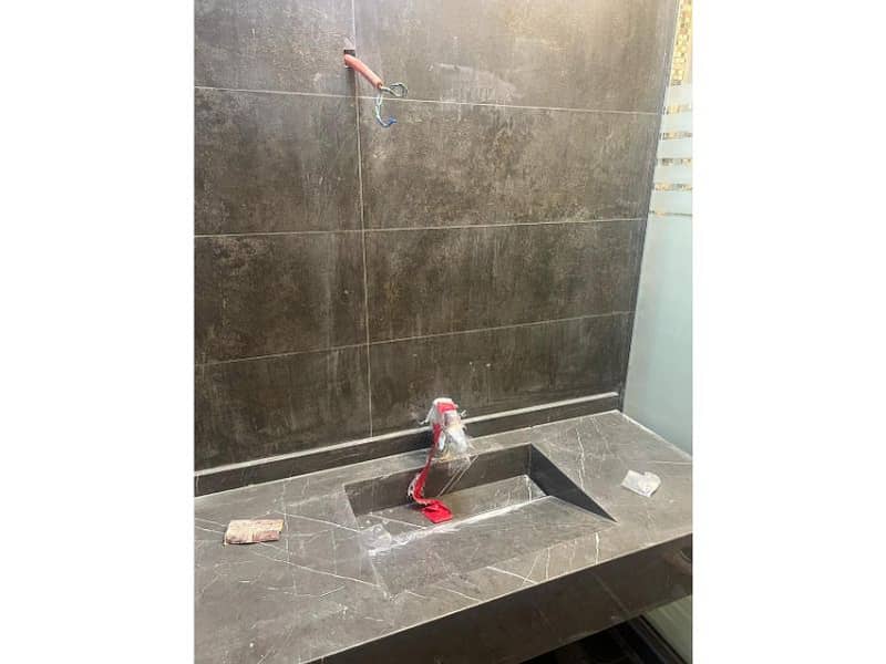 10 51da7430-7e6b-4028-9d6c-23791227b079. jpg