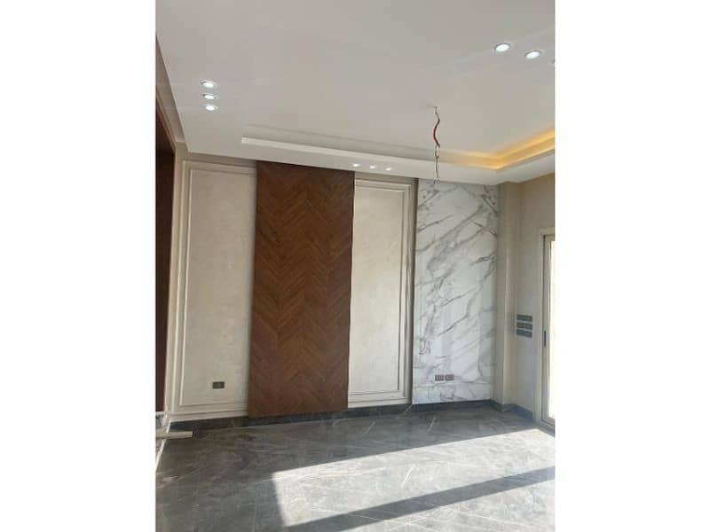 14 828c46bc-7fbe-42f4-a5a2-d37213329807. jpg