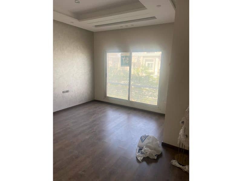 21 ffa17a65-3745-4773-bb83-469ba84148e5. jpg