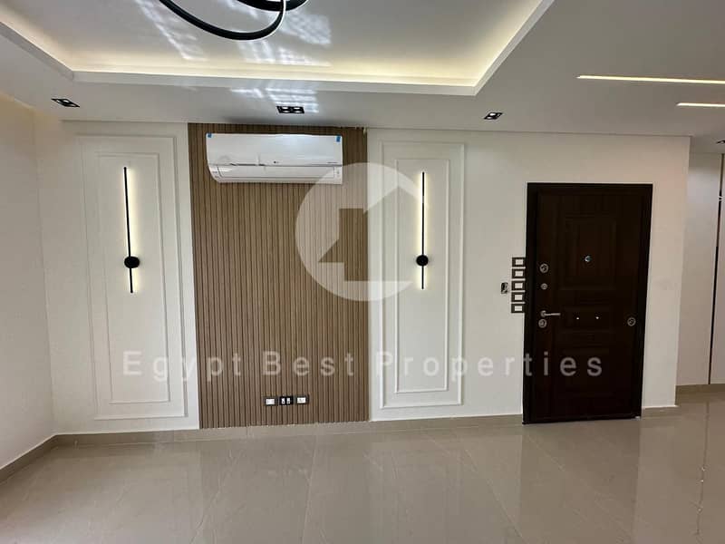 10 fee2e726-618a-45d0-bf42-1d007f9606e8. jpeg