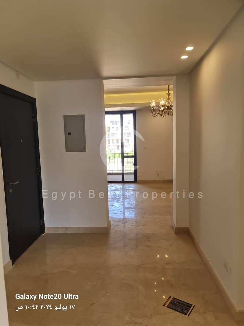 12 d4aa28dd-b13f-4e51-8418-72729c69674b. jpg