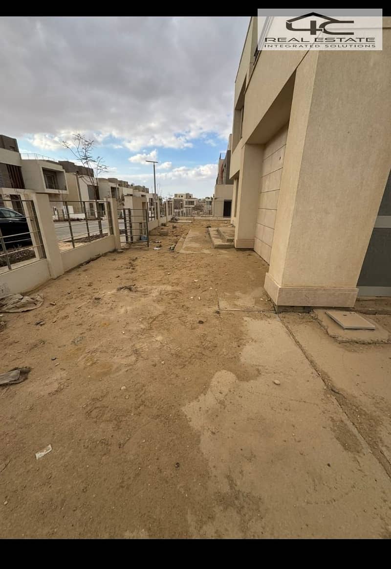 6 WhatsApp Image 2025-11-04 at 7.25. 42 PM. jpeg