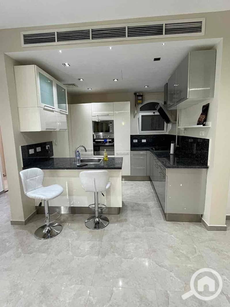 4 2170b445-d3b2-4260-a318-47eb004f6a1a. jpg