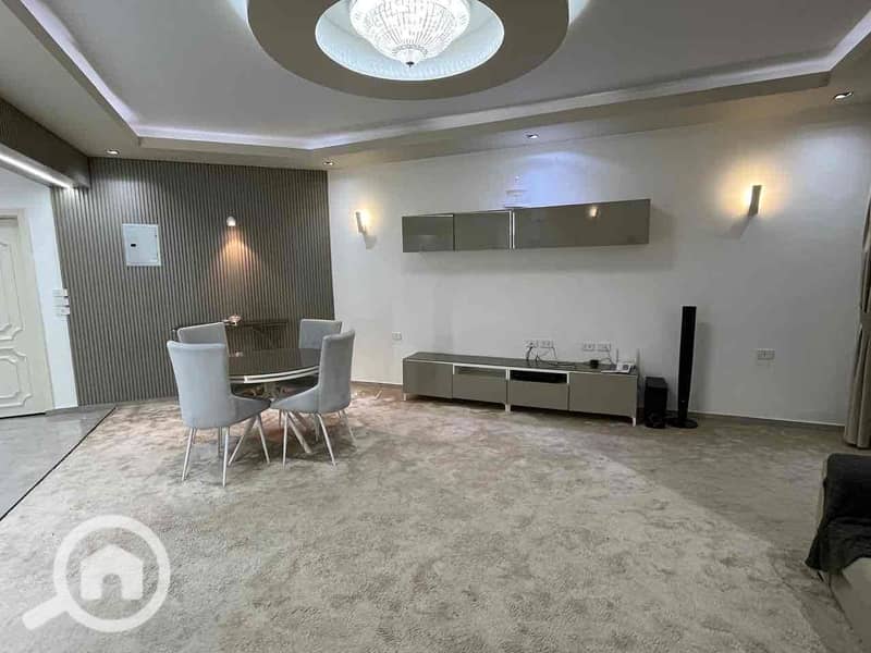 8 884a939f-e4af-4cb5-8ecb-42970fbdf67b. jpg