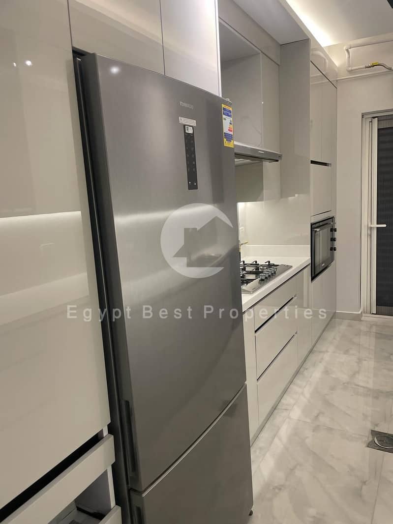 6 529f9b4e-69ce-42dd-b2ab-2395df0ac1c0. jpeg