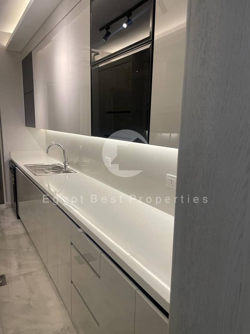 10 d88c1b06-9709-472c-8230-ebb942e95b0d. jpeg