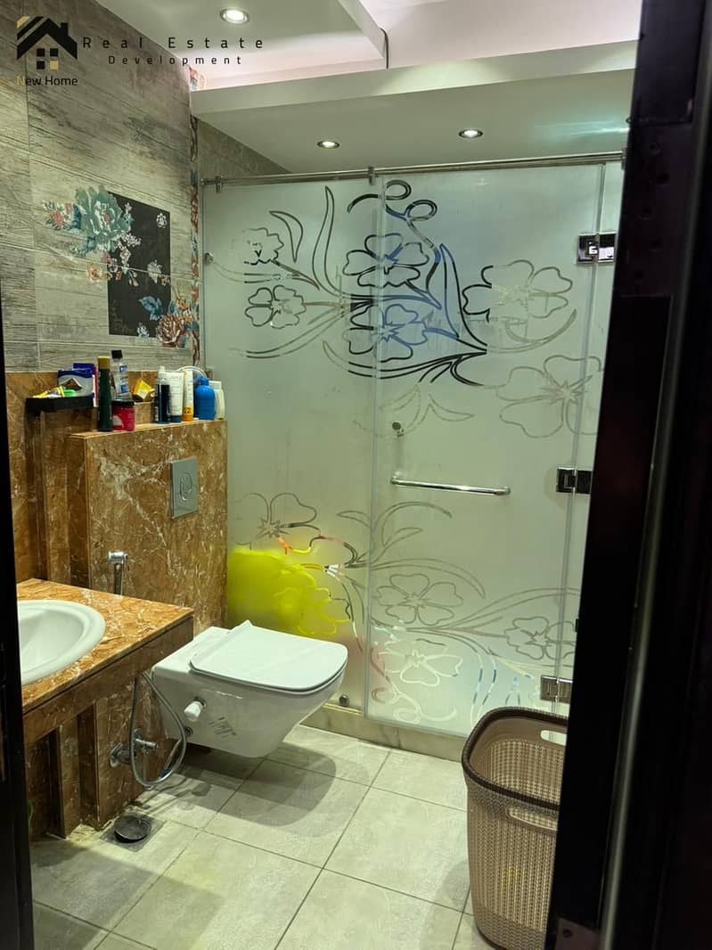 5 WhatsApp Image 2025-10-06 at 13.57. 37_60411499. jpg