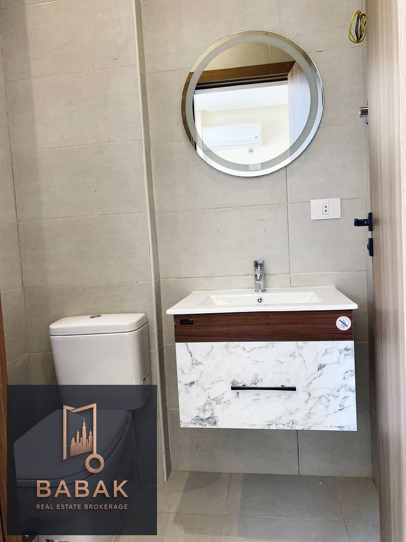 6 WhatsApp Image 2025-11-05 at 18.46. 47_d7fd4ebc. jpg