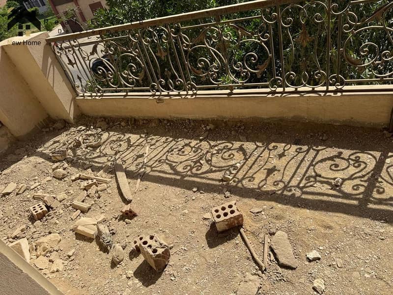 10 WhatsApp Image 2025-10-06 at 15.14. 46_969cd461. jpg