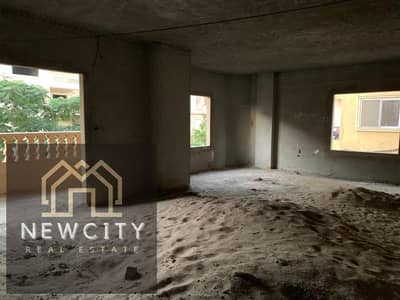 شقة 4 غرف نوم للبيع في 6 أكتوبر، الجيزة - صورة واتساب بتاريخ 2025-11-05 في 14.24. 32_1b2ff8b5. jpg