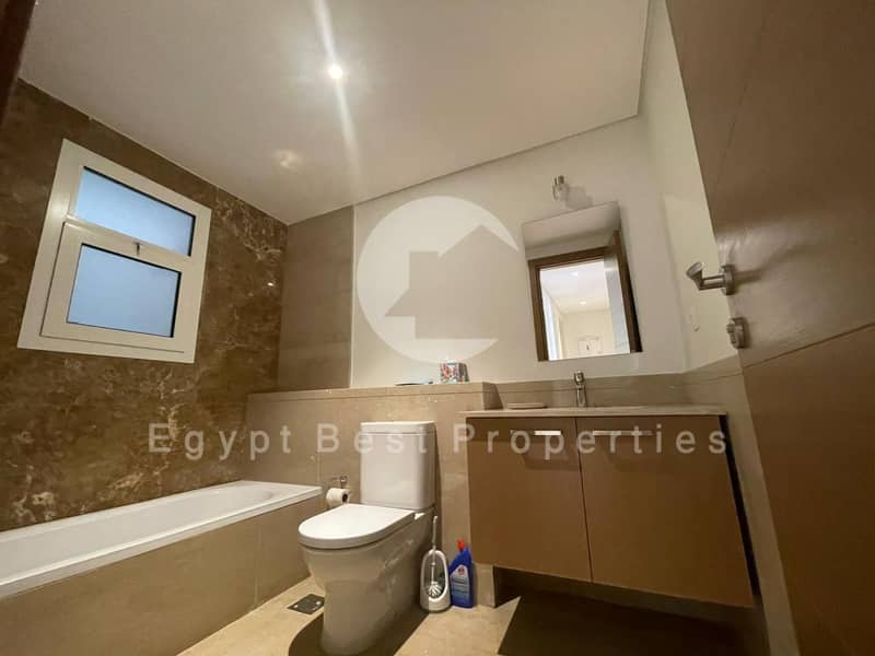 10 ec54dde4-501d-4d72-b0c2-1a444dbfc412. jpeg