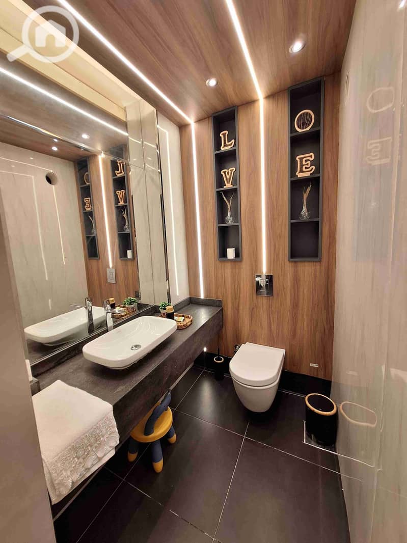 12 IMG-20251104-WA0370. jpg