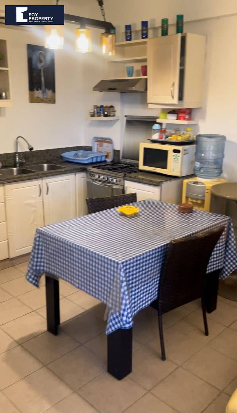 11 _files_beff8b58-e9b3-4b3c-b7de-123ab5161669. jpeg