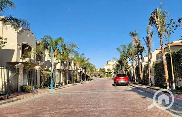 8 561511443_791758460393572_7799789580829979542_n. jpg