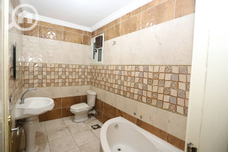 14 Untitled-1_0008_WhatsApp Image 2025-11-05 at 4.35. 19 PM. jpg