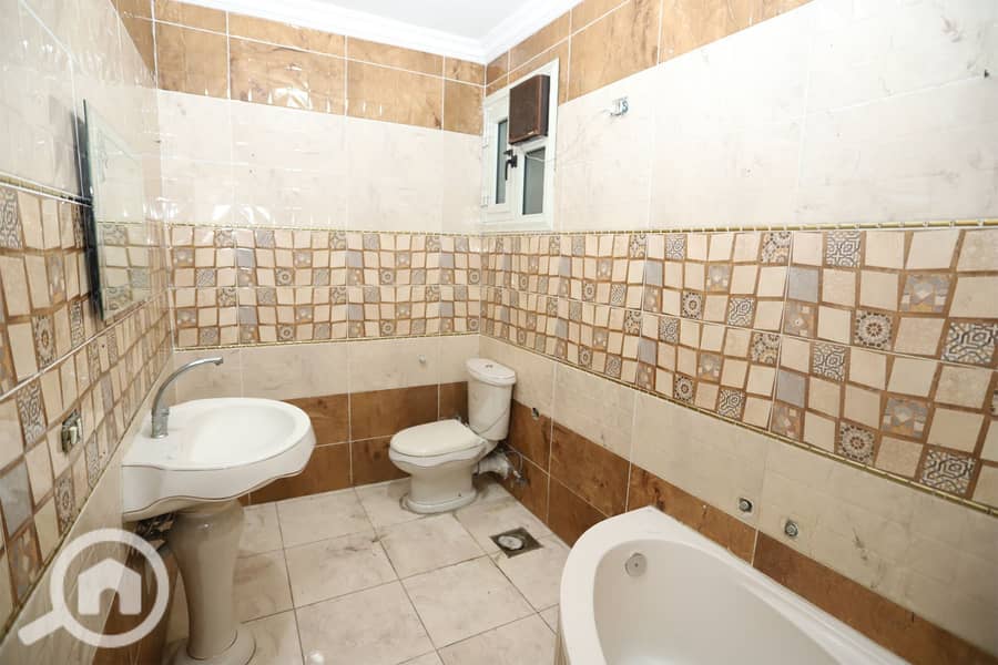 15 Untitled-1_0009_WhatsApp Image 2025-11-05 at 4.35. 19 PM (1). jpg