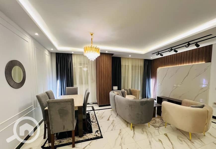 10 لاكبيتال العاصمه. jpg