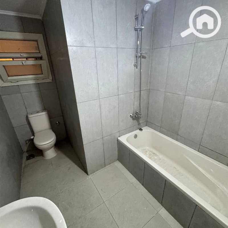 4 Untitled-2_0004_WhatsApp Image 2025-11-05 at 4.38. 04 PM. jpg