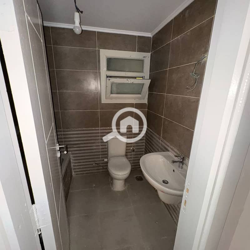 18 Untitled-2_0001_WhatsApp Image 2025-11-05 at 4.38. 06 PM (1). jpg