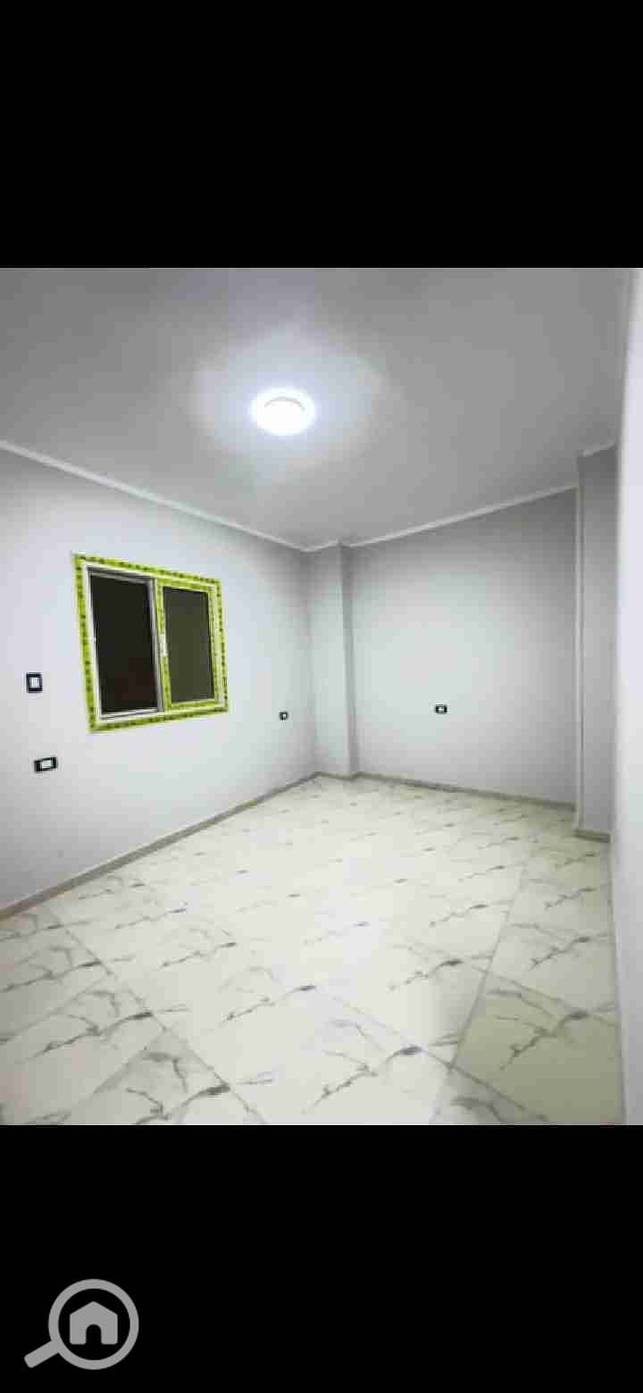 2 Screenshot_20251104_133741_com. whatsapp. jpg