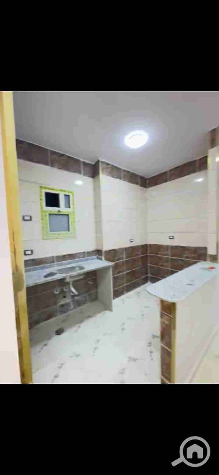 3 Screenshot_20251104_133733_com. whatsapp. jpg