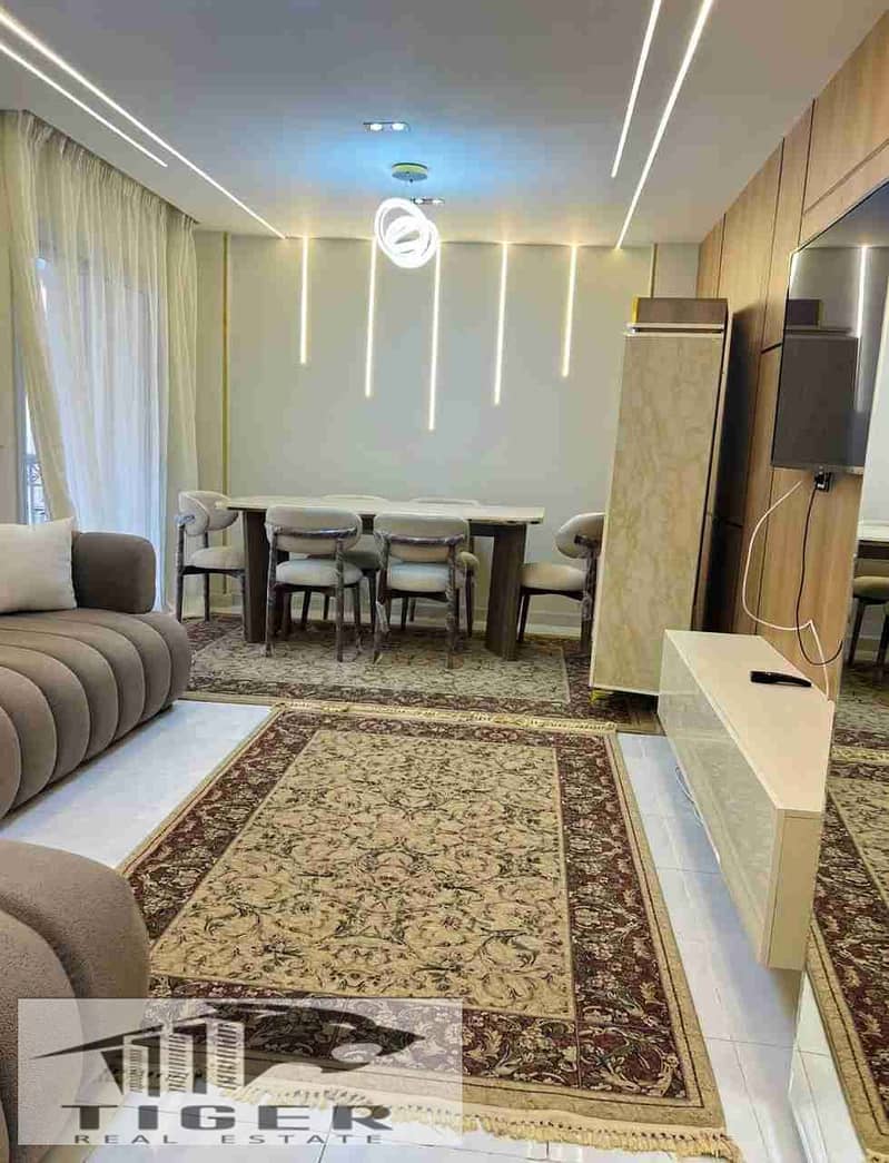 1000522025. jpg 1000522025. jpg