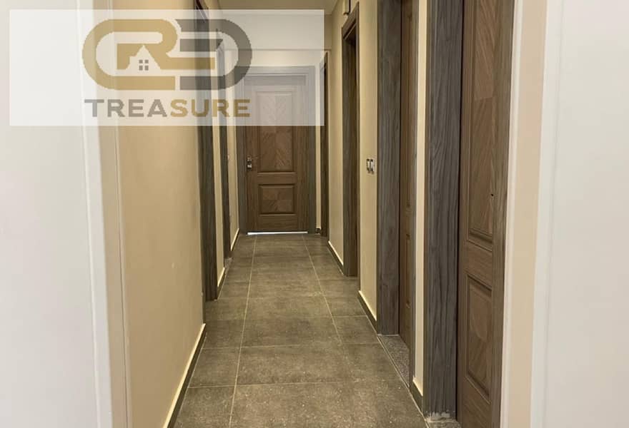 8 7933d6fc-935c-401f-8c49-fb914a68f75c. jpg