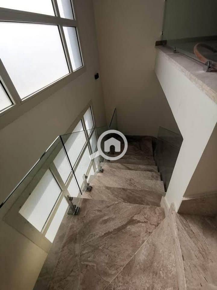 9 567748292_1528576554816729_8014666835493982151_n. jpg