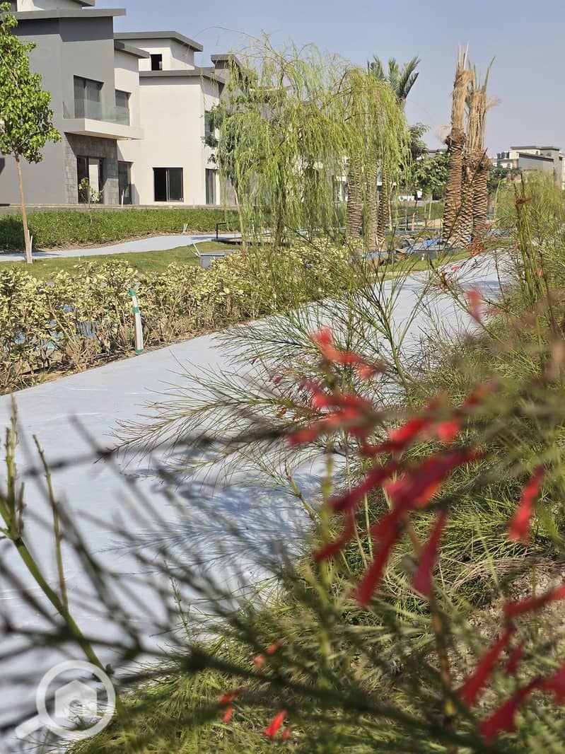 9 WhatsApp Image 2025-10-27 at 4.17. 03 PM (1). jpeg